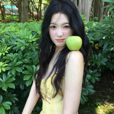 巴黎艳妹